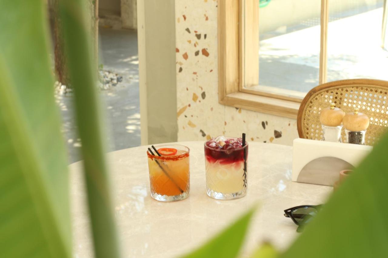 Monk Hotel Алачати Экстерьер фото