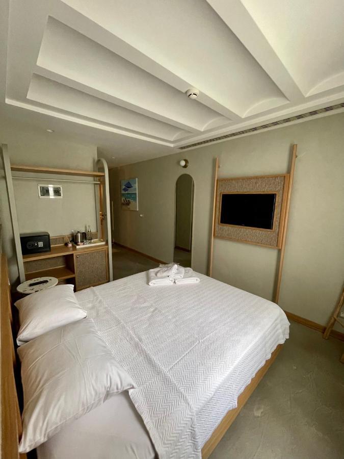 Monk Hotel Алачати Экстерьер фото